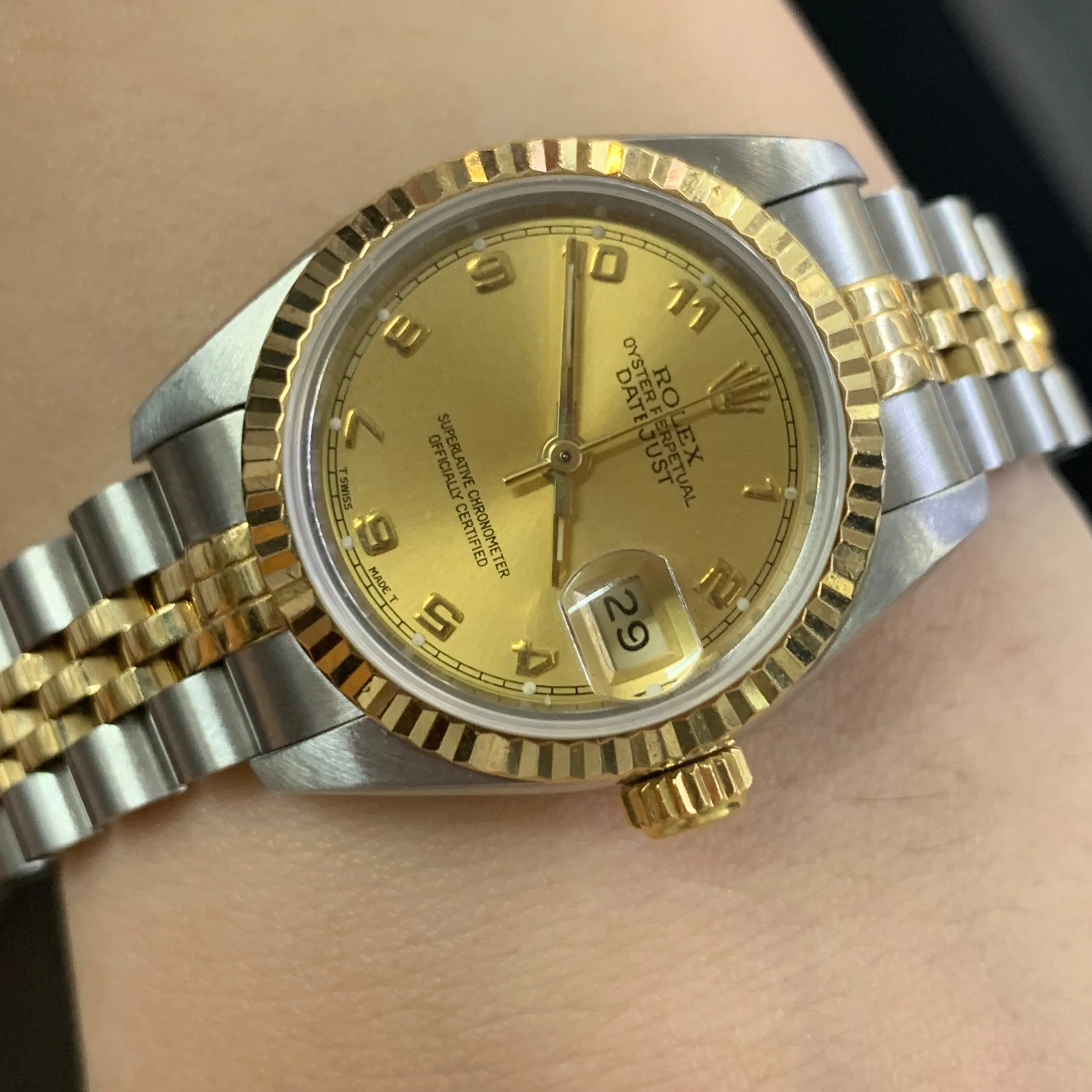 26mm Ladies`Rolex Watch with Two-Tone Jubilee Bracelet (champagne dial, fluted bezel)