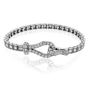 Buckle Bracelet in 18k Gold with Diamonds