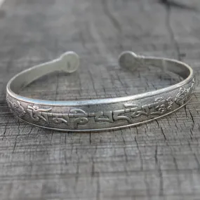 Classic calligraphy carved Kada