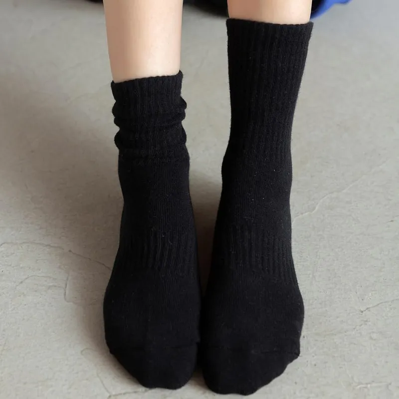 Dual Pack Crew Socks For Everyday Comfort