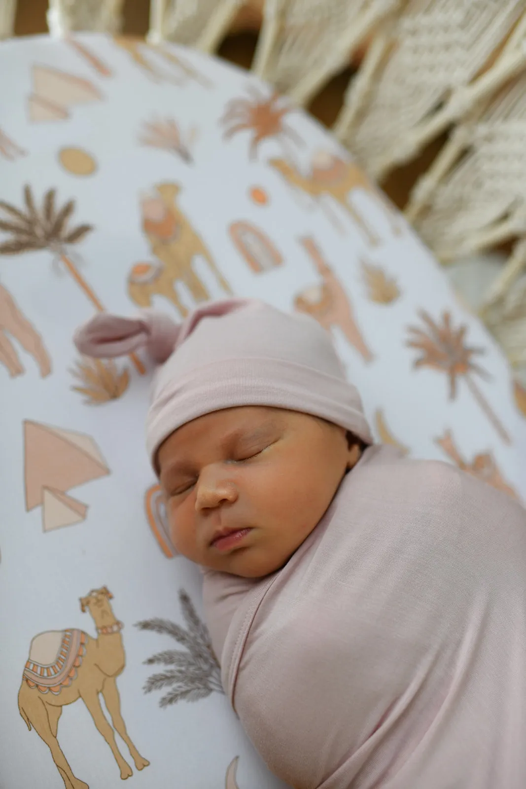 Dusky Rose Knotted Beanie Newborn