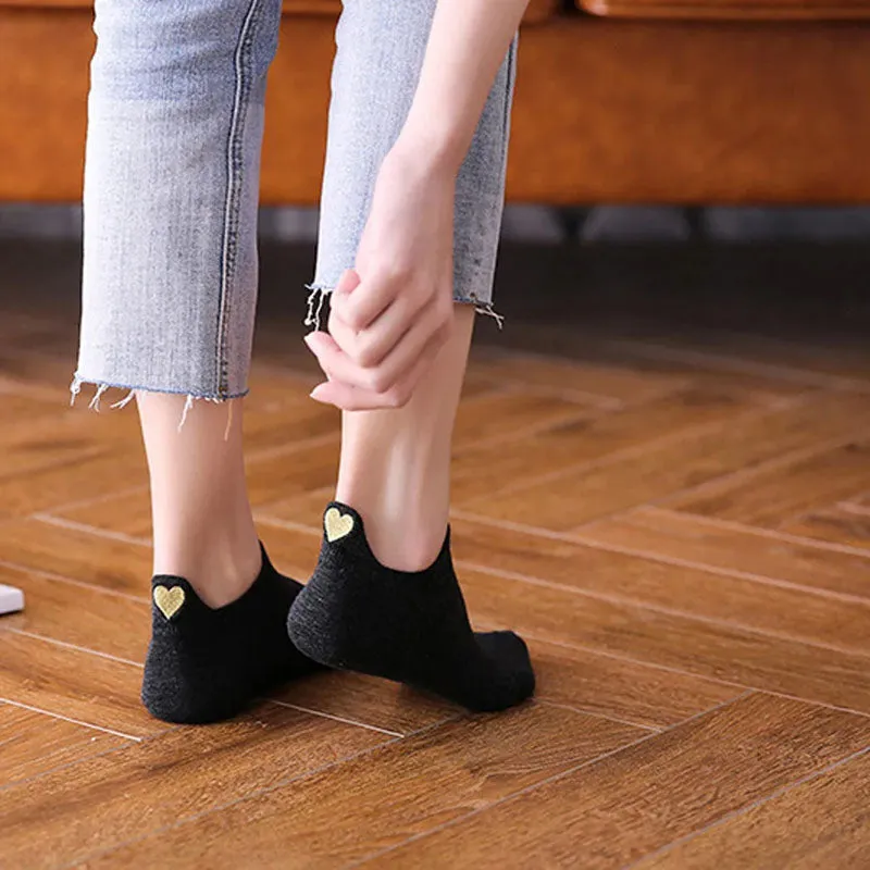 Heart Embroidered Casual Socks