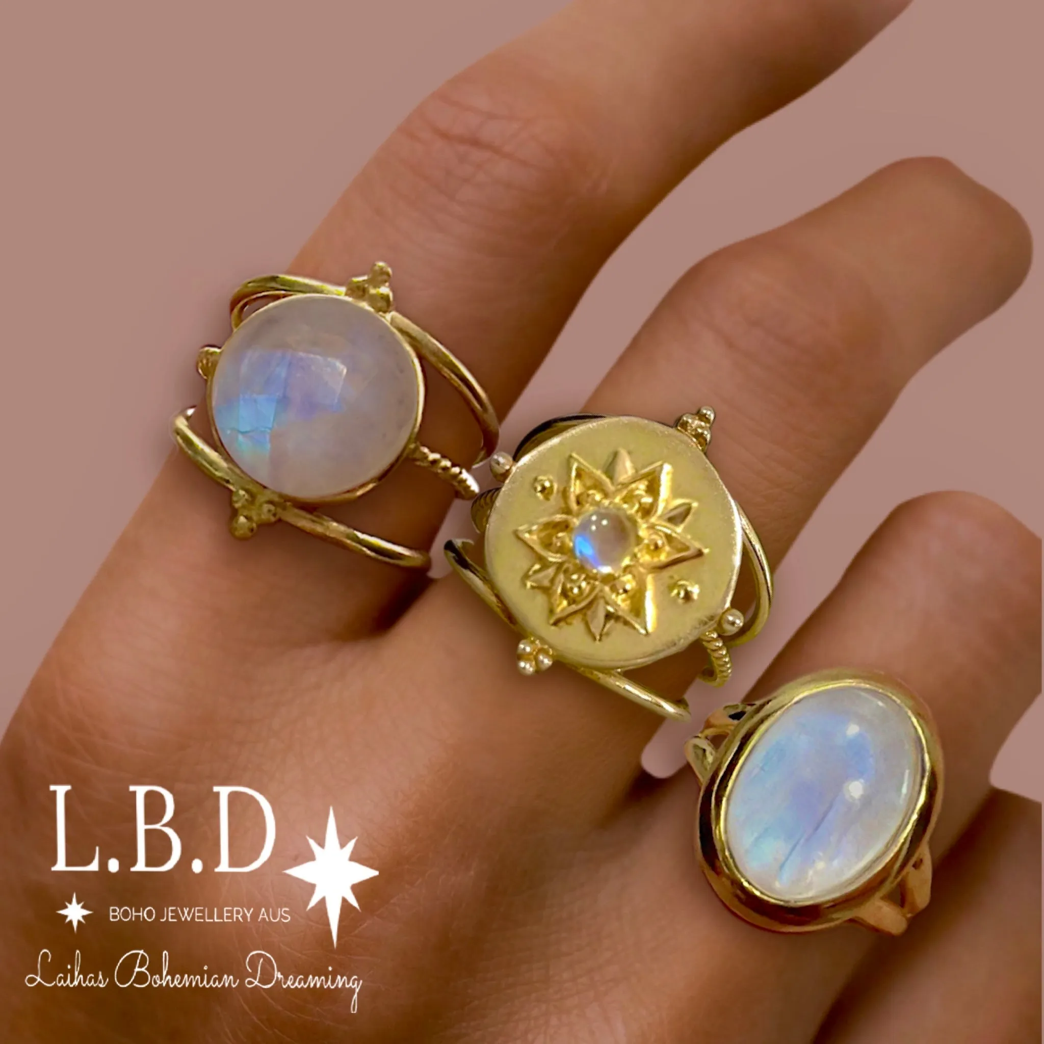 Laihas Free Spirit Gold Moonstone Ring
