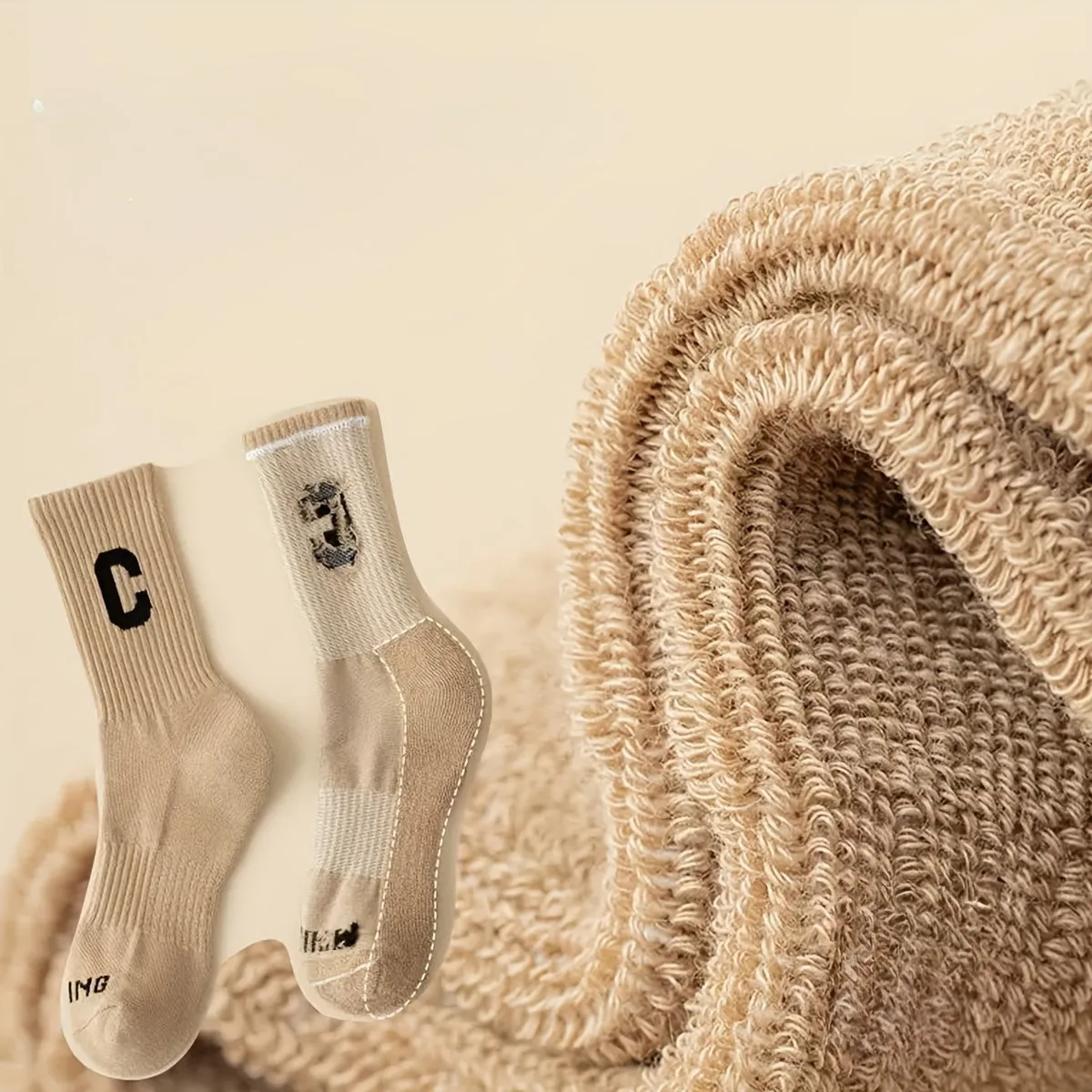 Letter Comfy & Breathable Mid  Calf Casual  Warm Socks