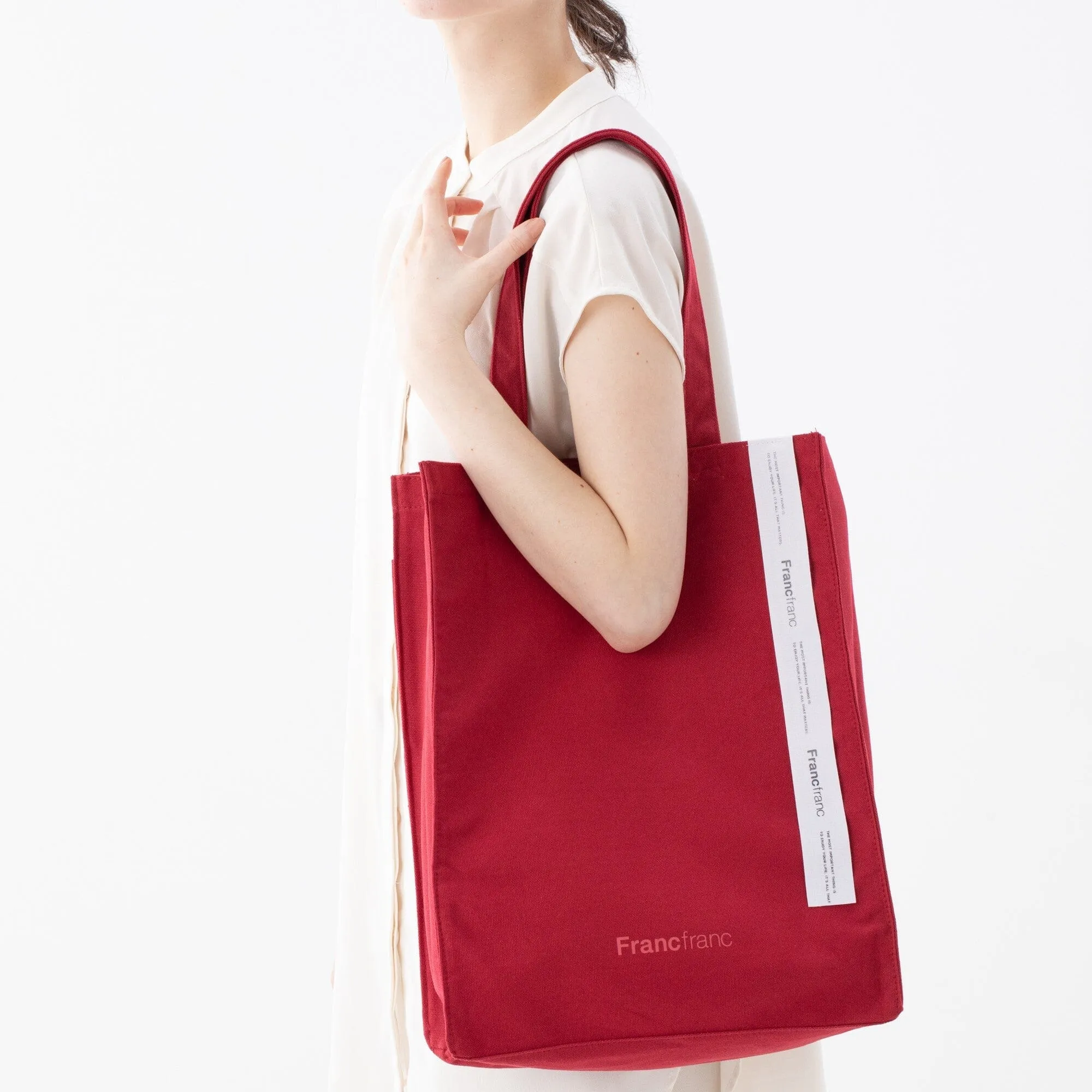 Logo Tote M Red