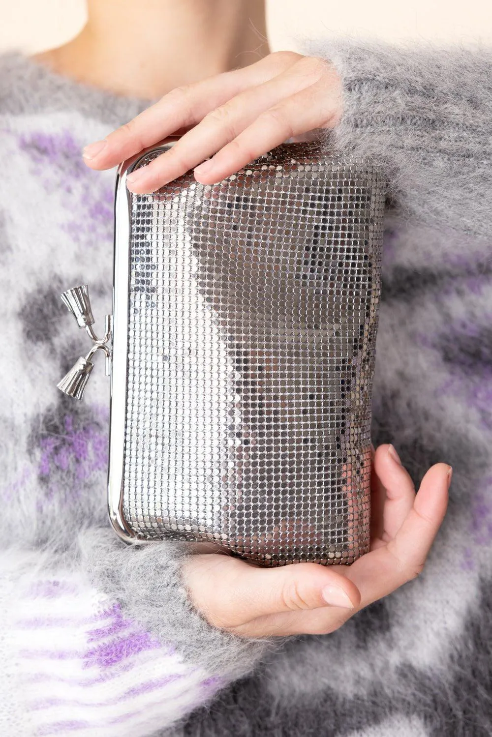 Maud Tassel Clutch - Silver Mesh