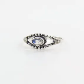 NEPALESE SILVER MOONSTONE RING