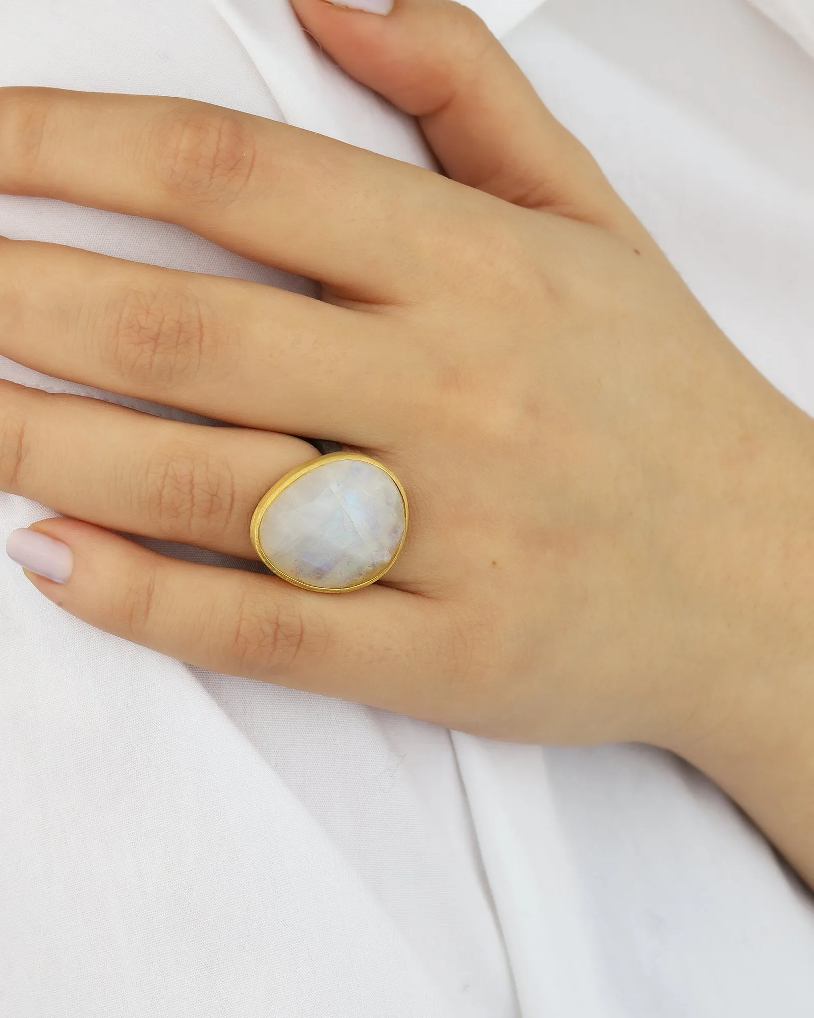 Oval Moonstone Ring