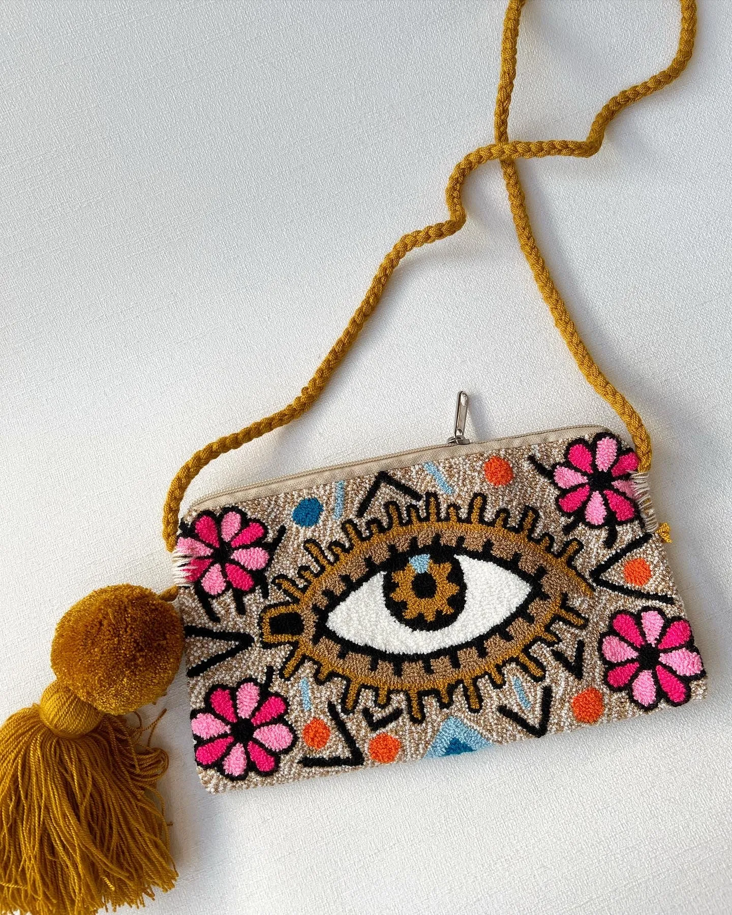 Peyon Clutch33