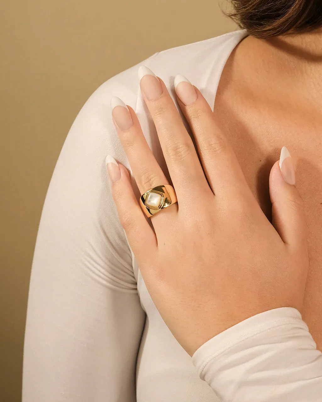 Priya Moonstone Ring