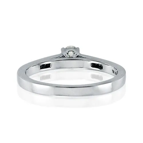 Steffans Oval Shaped Diamond Platinum Solitaire Engagement Ring with Channel Set Princess Cut Diamond Shoulders (0.33ct)