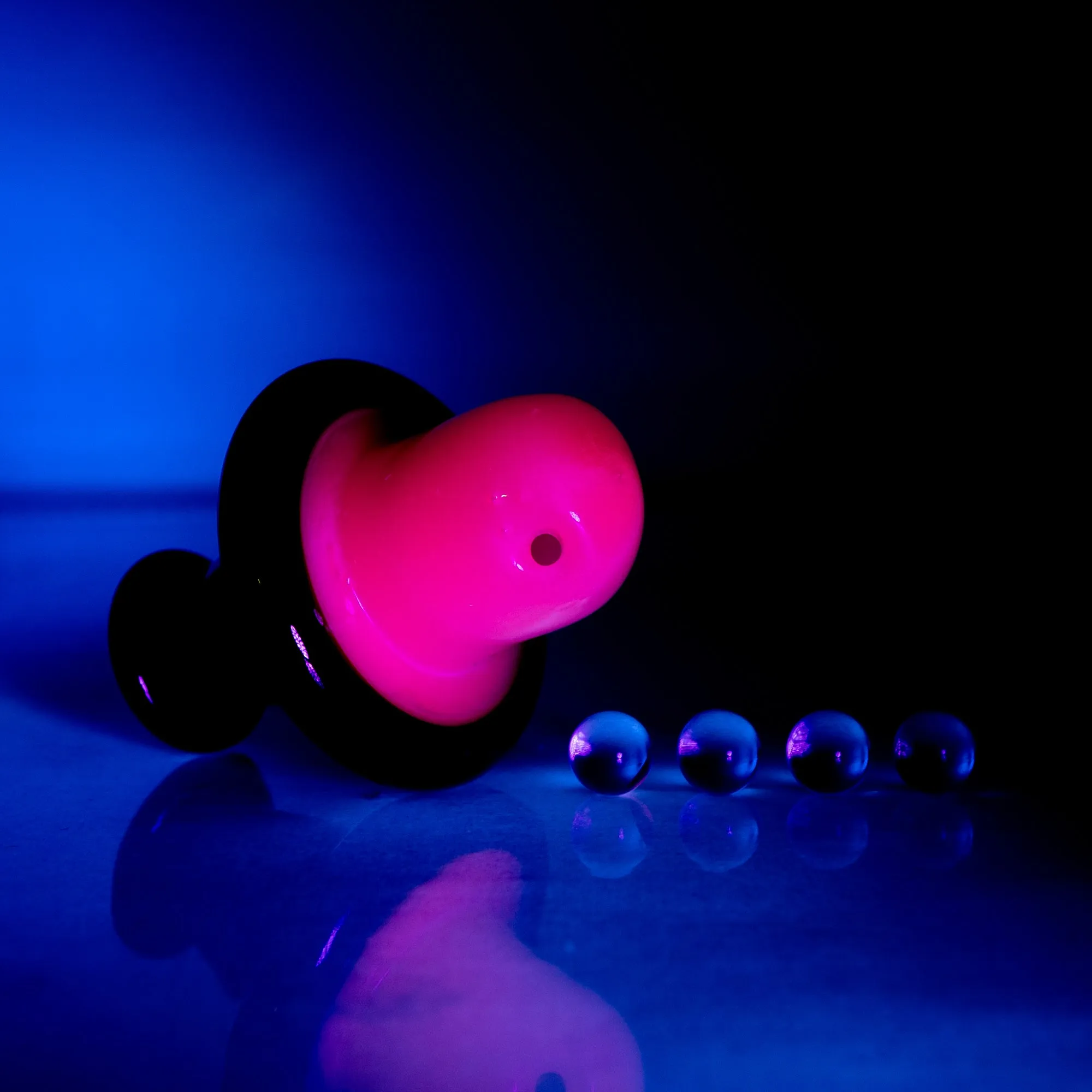 Unity Glassworks - Spinner Cap - Pomegrante/Cherry & UV White Satin